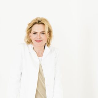 Dr. Eva Wegrostek